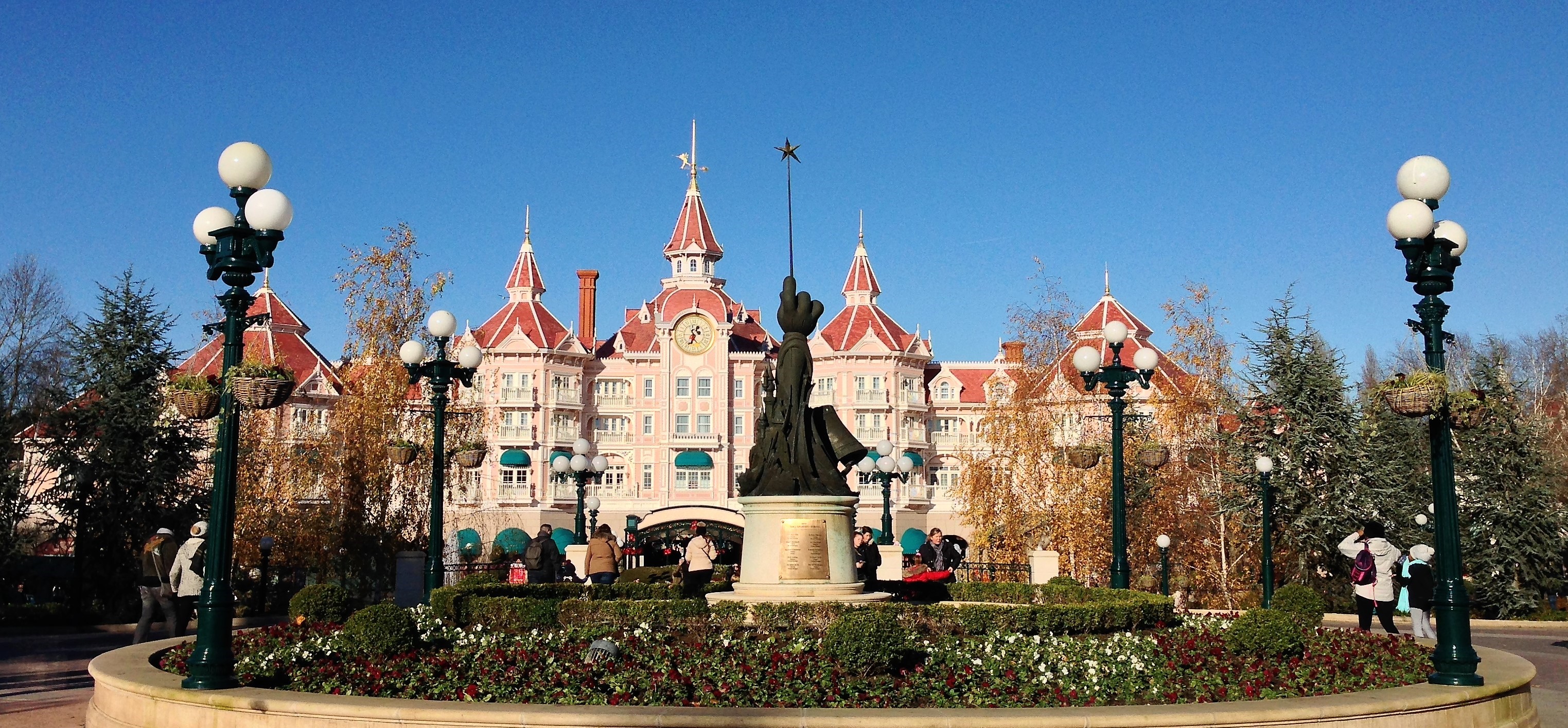 Disneyland Paris - Alida Travel